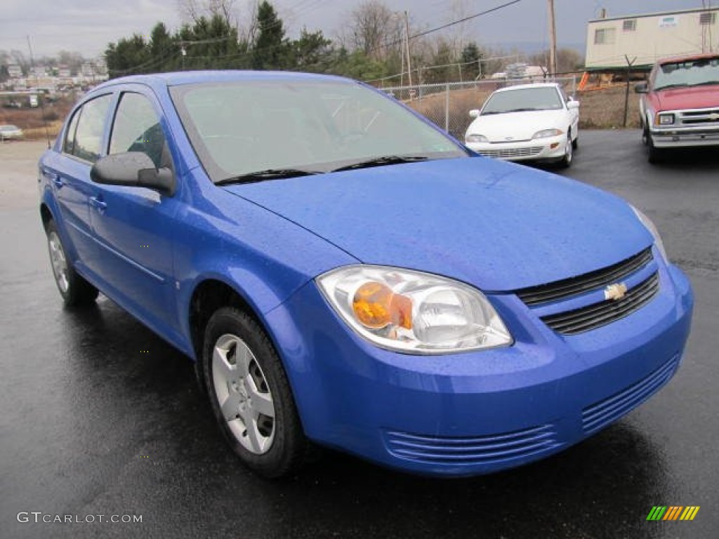 2008 Cobalt LS Sedan - Blue Flash Metallic / Gray photo #6
