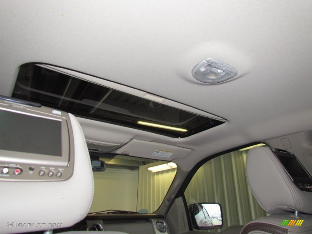 2010 F150 Platinum SuperCrew 4x4 - Red Candy Metallic / Medium Stone Leather/Sienna Brown photo #18