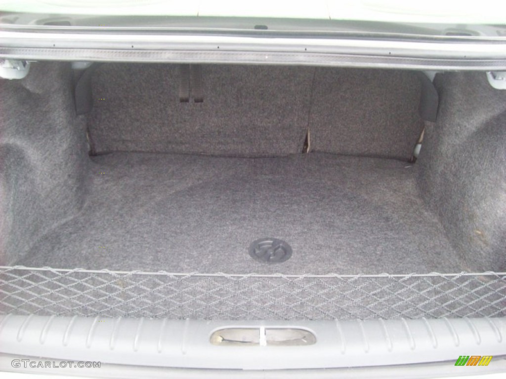 2002 Oldsmobile Alero GL Sedan Trunk Photos