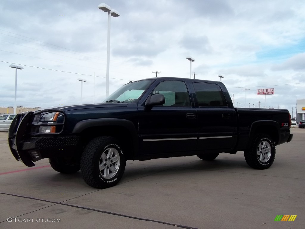 2005 Silverado 1500 Z71 Crew Cab 4x4 - Dark Blue Metallic / Dark Charcoal photo #37