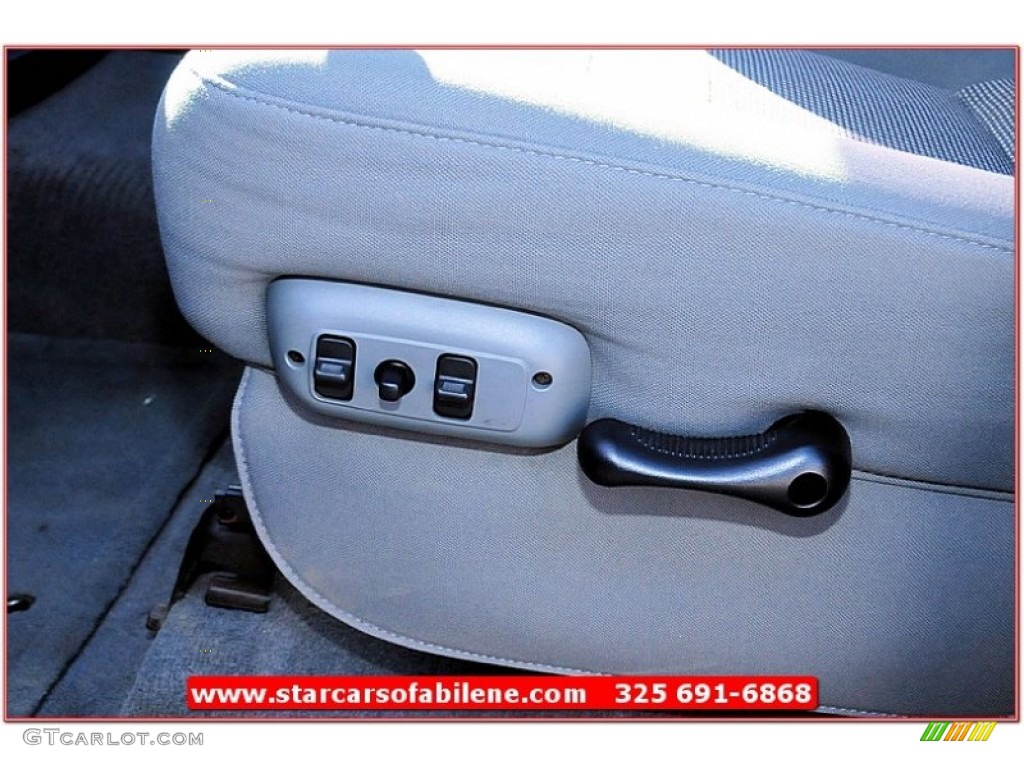 2008 Ram 2500 Lone Star Edition Quad Cab 4x4 - Bright Silver Metallic / Medium Slate Gray photo #17