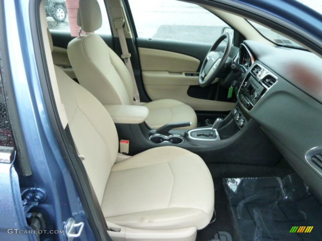 Black/Light Frost Beige Interior 2011 Chrysler 200 Touring Photo #59751707