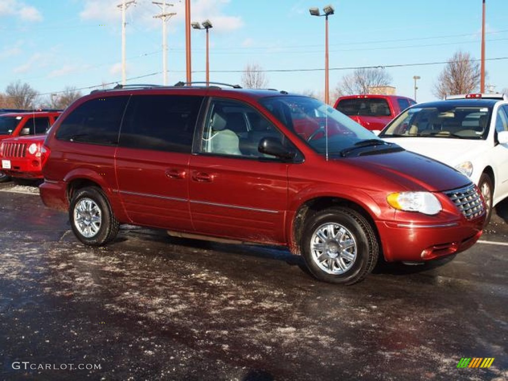 2007 Town & Country Limited - Inferno Red Crystal Pearl / Medium Slate Gray photo #2