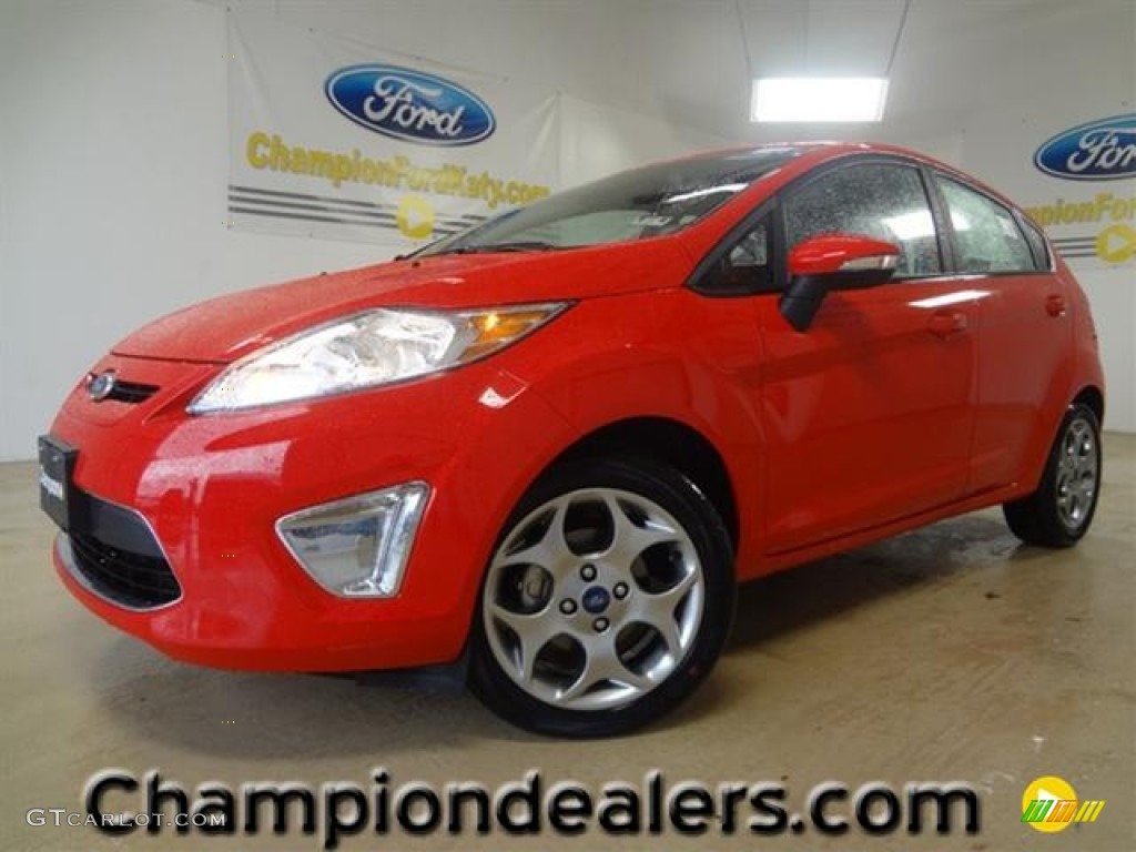 2012 Fiesta SES Hatchback - Race Red / Oxford White/Charcoal Black photo #1