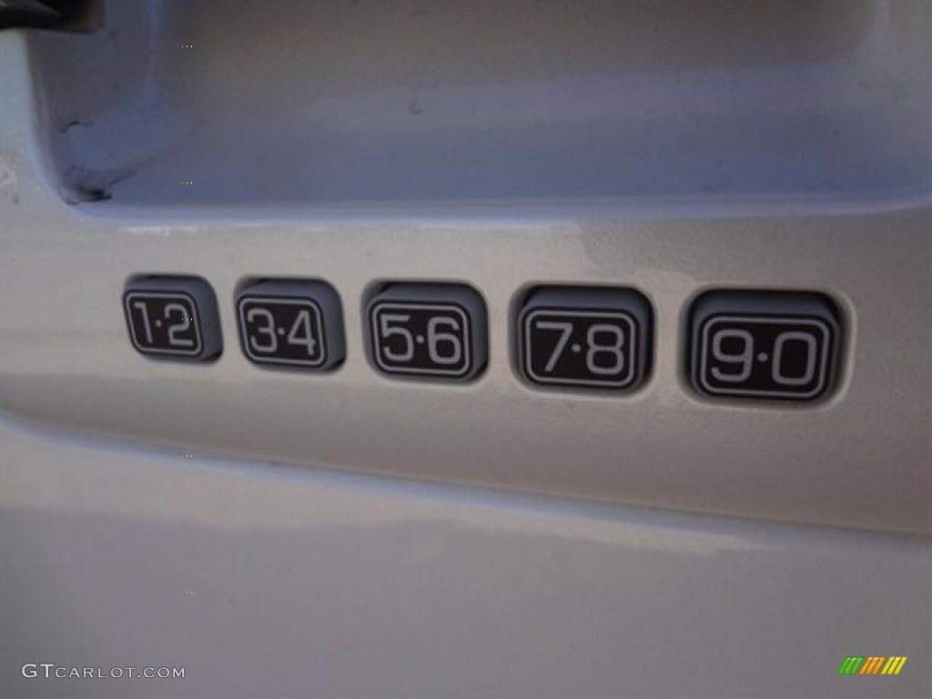 2012 F150 Lariat SuperCrew - White Platinum Metallic Tri-Coat / Pale Adobe photo #11