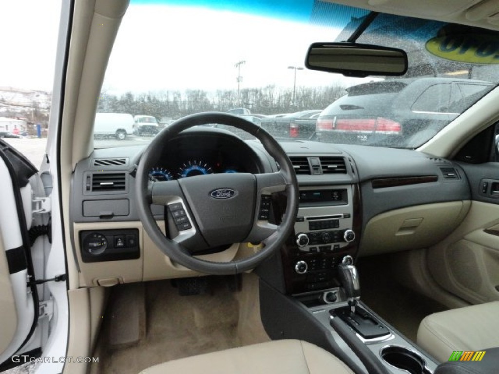 2010 Fusion SEL V6 AWD - White Platinum Tri-coat Metallic / Camel photo #12