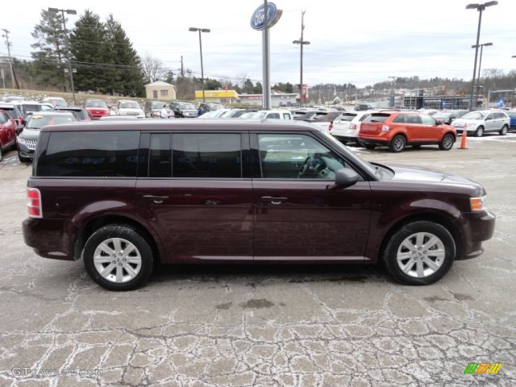 Bordeaux Reserve Red Metallic 2011 Ford Flex SE Exterior Photo #59758480