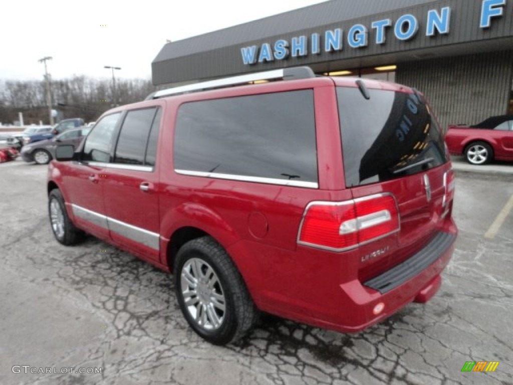 2009 Navigator L 4x4 - Sangria Red Metallic / Charcoal Black photo #2