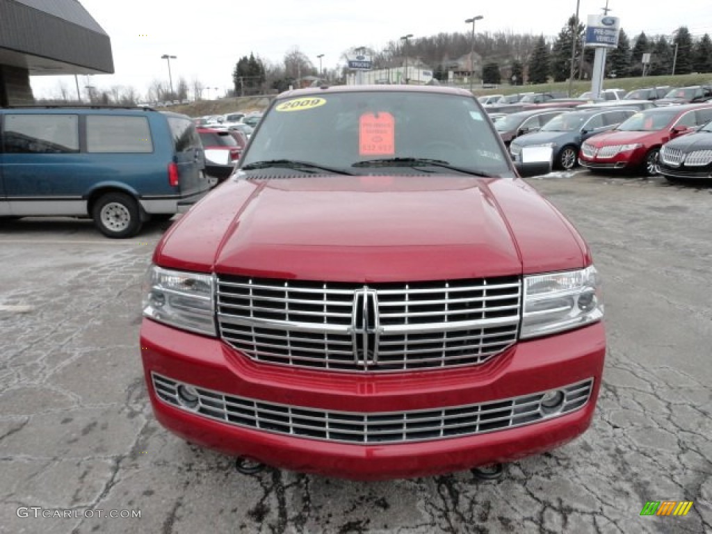 2009 Navigator L 4x4 - Sangria Red Metallic / Charcoal Black photo #7