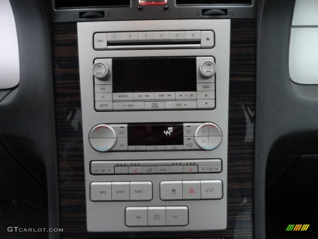 2009 Lincoln Navigator L 4x4 Controls Photos
