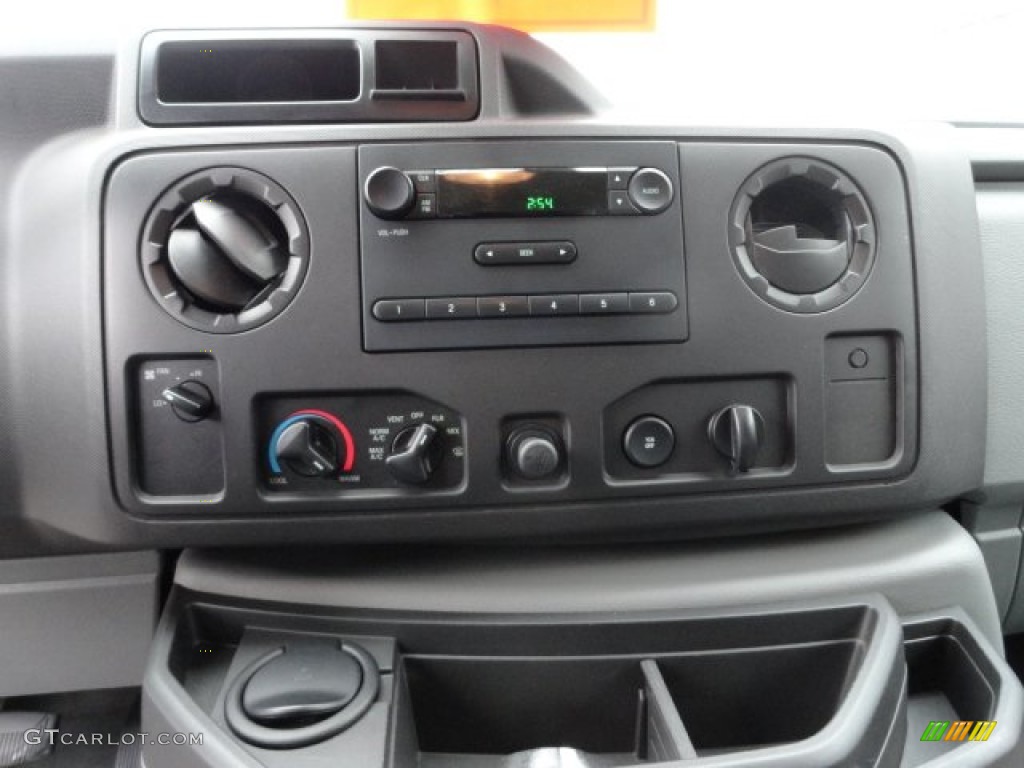 2011 Ford E Series Van E250 XL Cargo Controls Photos