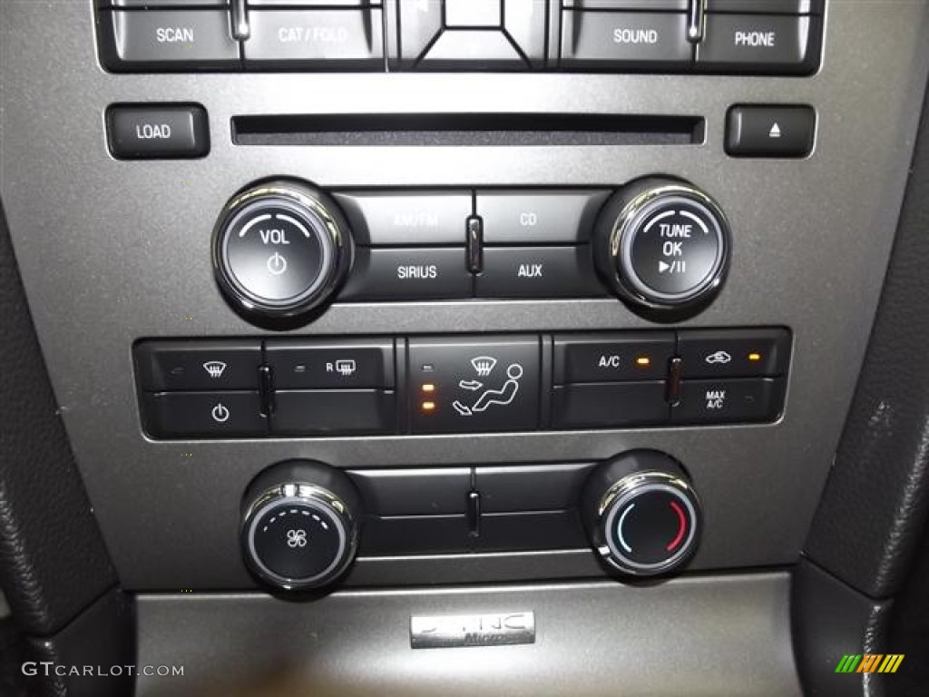 2012 Ford Mustang GT Premium Coupe Controls Photo #59762470