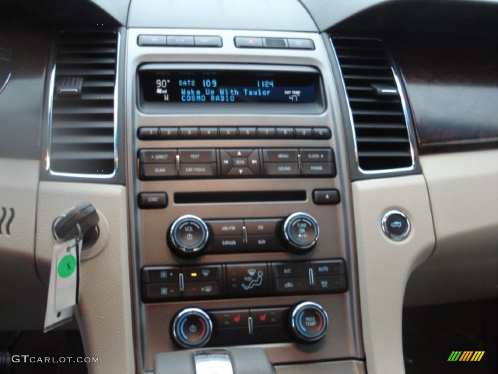 2012 Ford Taurus SEL AWD Controls Photo #59764355