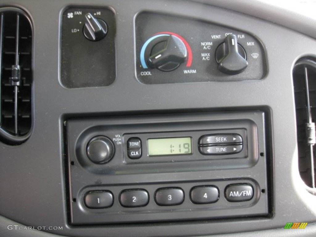 2007 Ford E Series Van E350 Super Duty Cargo Audio System Photos