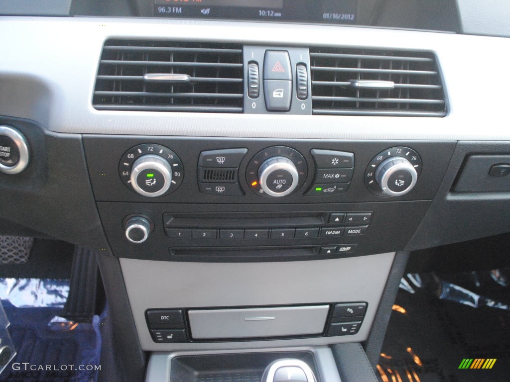 2009 BMW 5 Series 535i Sedan Controls Photo #59766707