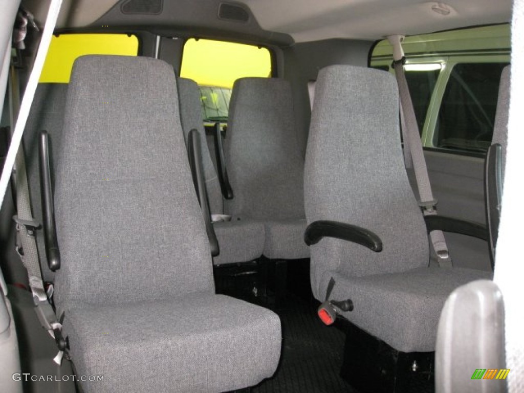 Medium Dark Pewter Interior 2004 Chevrolet Express 3500 Passenger Van Photo #59766779