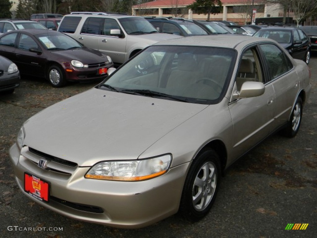2000 Accord SE Sedan - Naples Gold Metallic / Ivory photo #1