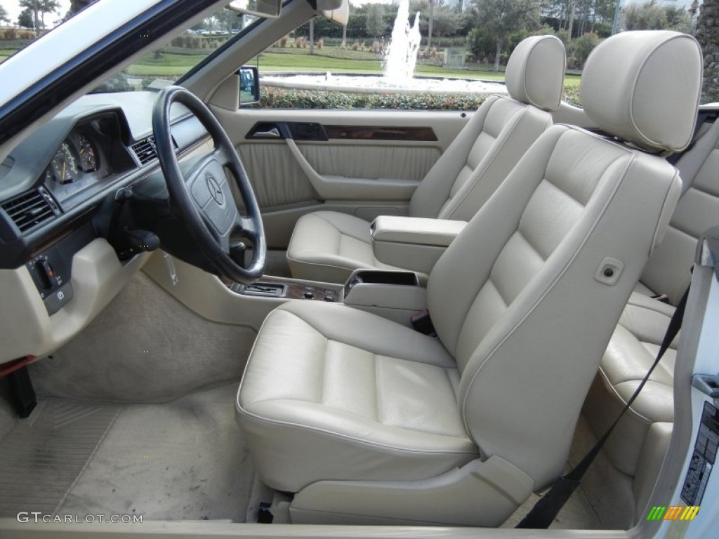 1995 Mercedes-Benz E 320 Convertible Front Seat Photo #59767619