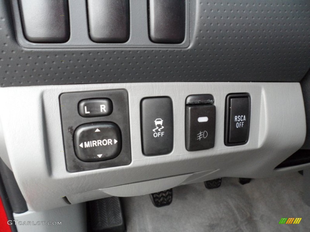 2010 Toyota Tacoma PreRunner Access Cab Controls Photos