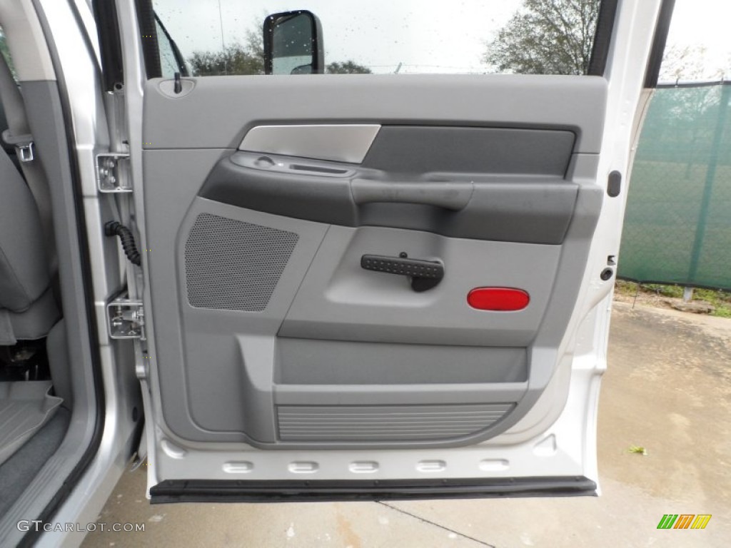 2009 Dodge Ram 2500 SXT Mega Cab 4x4 Medium Slate Gray Door Panel Photo #59768165
