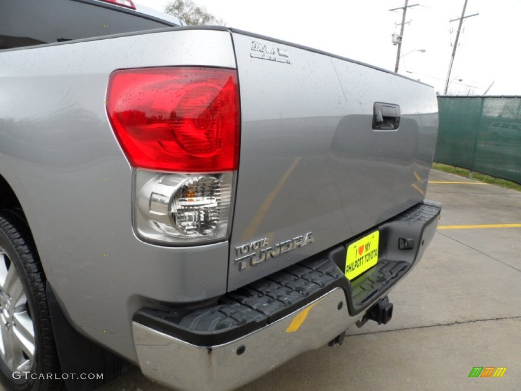 2008 Tundra Limited CrewMax - Silver Sky Metallic / Graphite Gray photo #22