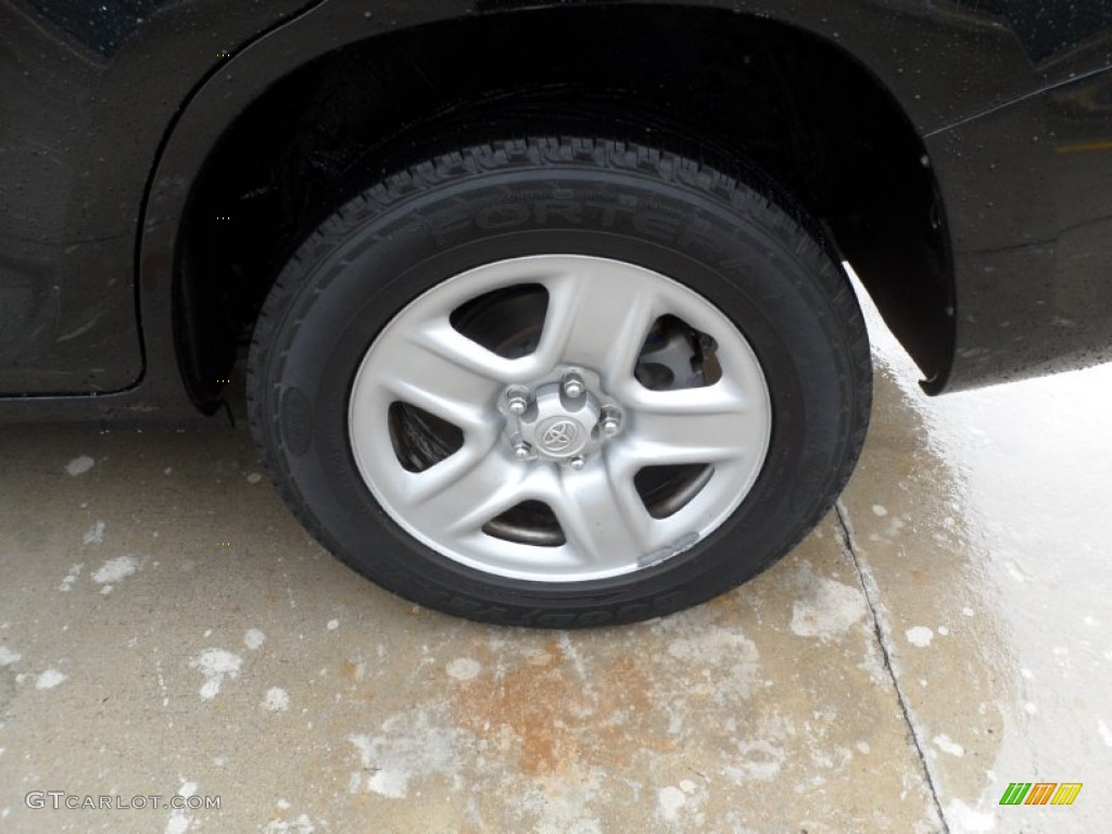 2006 Toyota RAV4 Standard RAV4 Model Wheel Photo #59769608