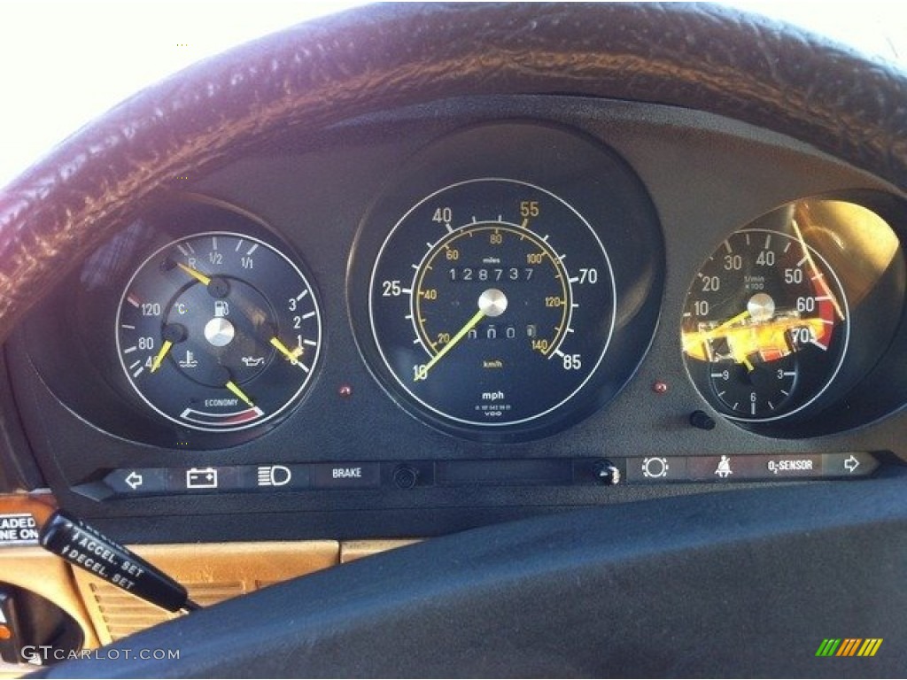 1981 Mercedes-Benz SL Class 380 SLC Coupe Gauges Photo #59769791