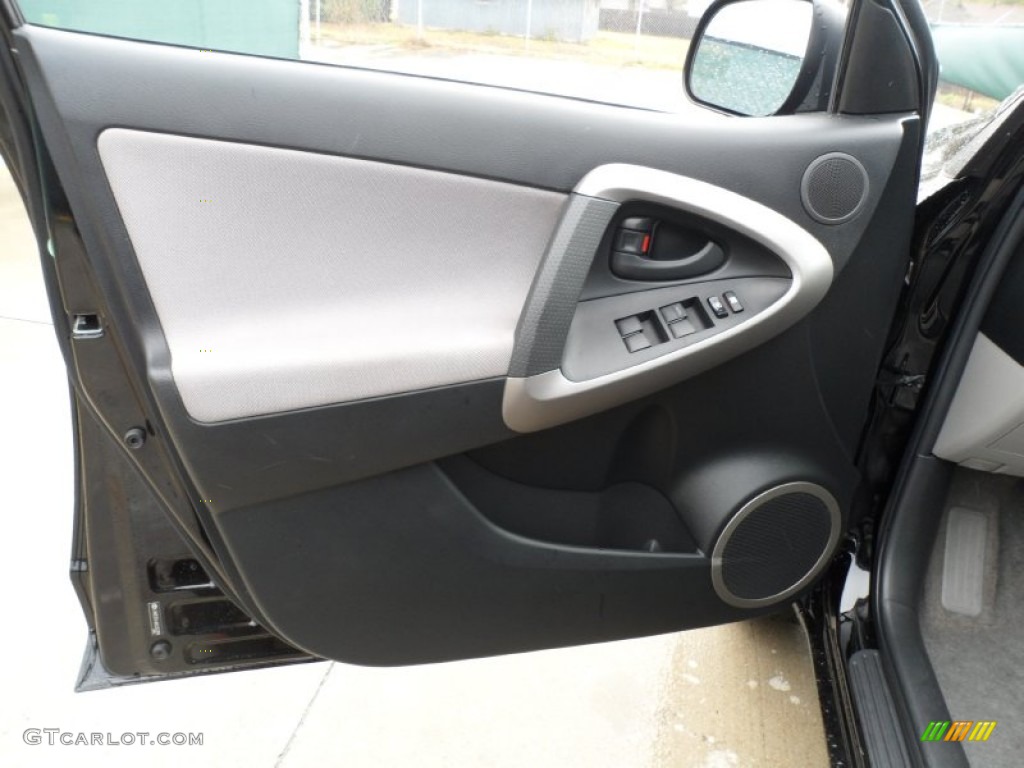 2006 Toyota RAV4 Standard RAV4 Model Door Panel Photos