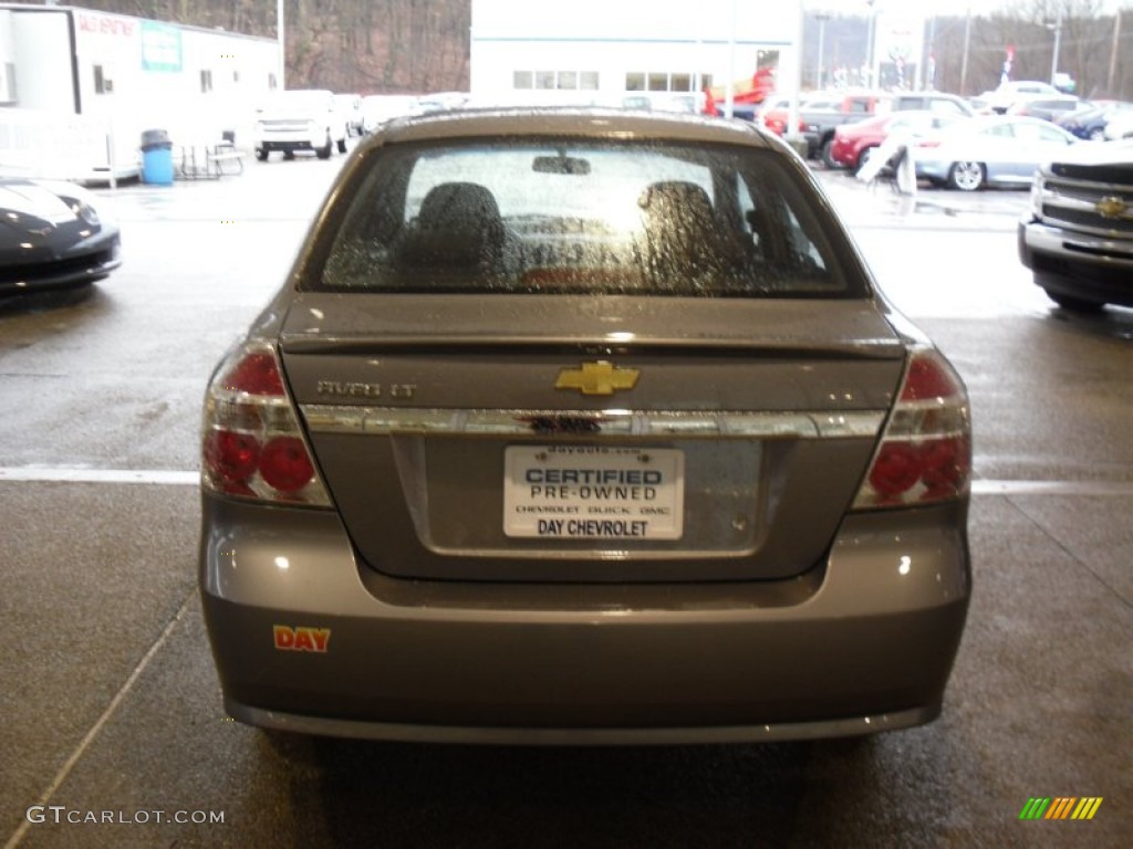 2010 Aveo LT Sedan - Medium Gray / Charcoal photo #5