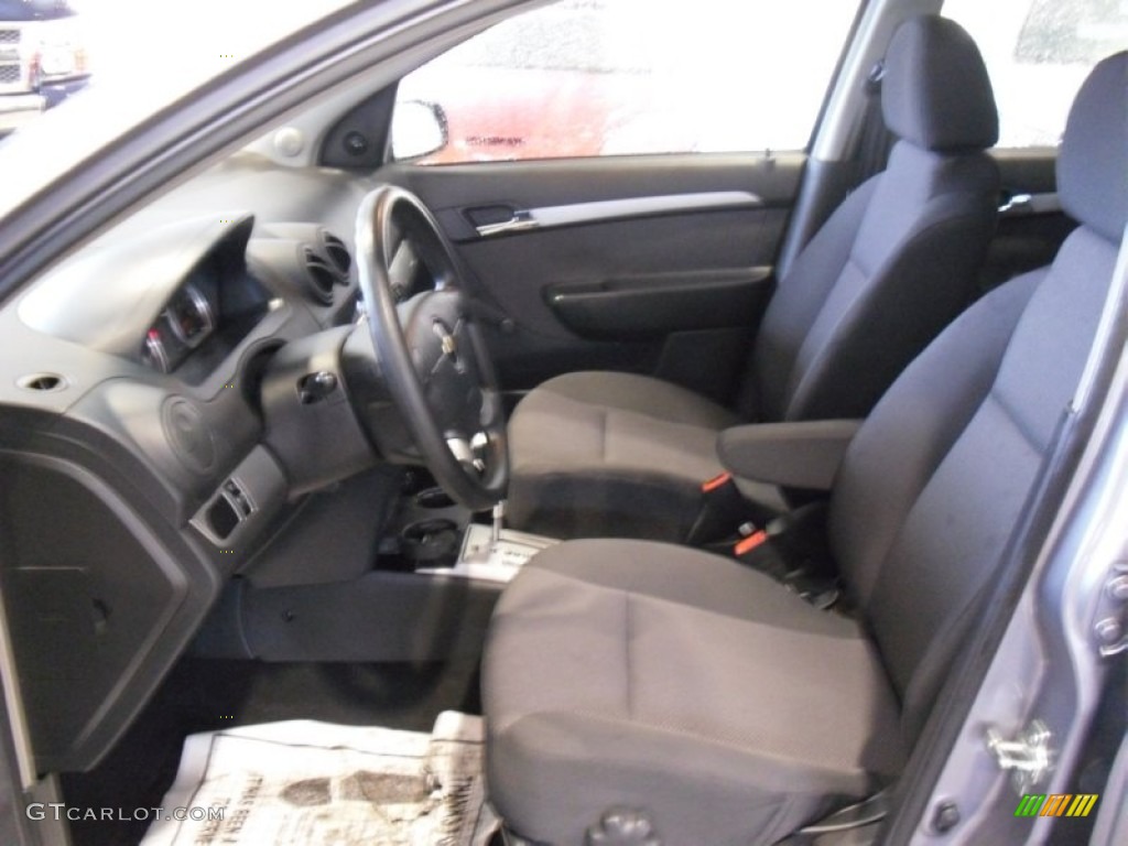 2010 Aveo LT Sedan - Medium Gray / Charcoal photo #7