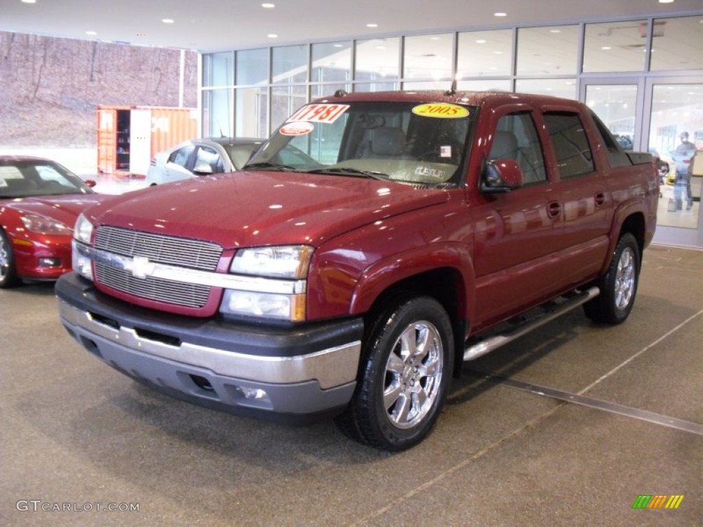 2005 Avalanche Z71 4x4 - Sport Red Metallic / Tan/Neutral photo #3
