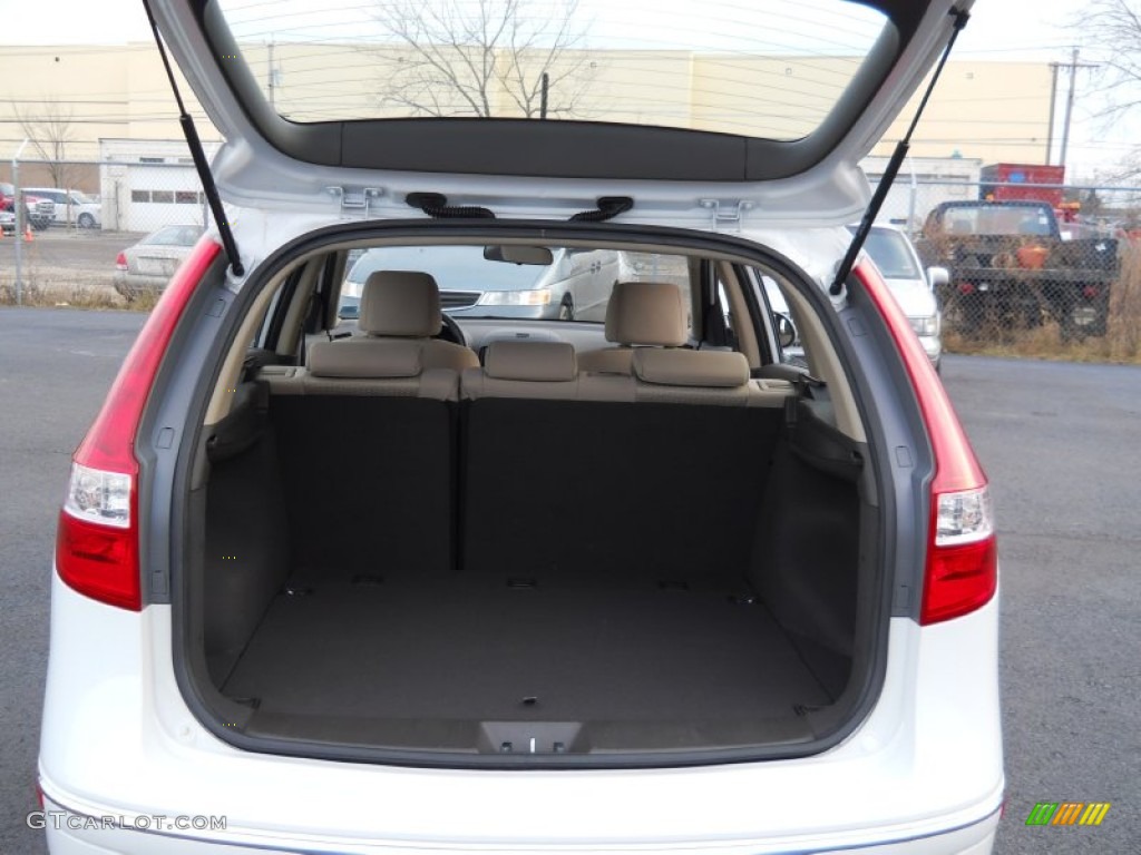 2010 Hyundai Elantra Touring GLS Trunk Photo #59772374