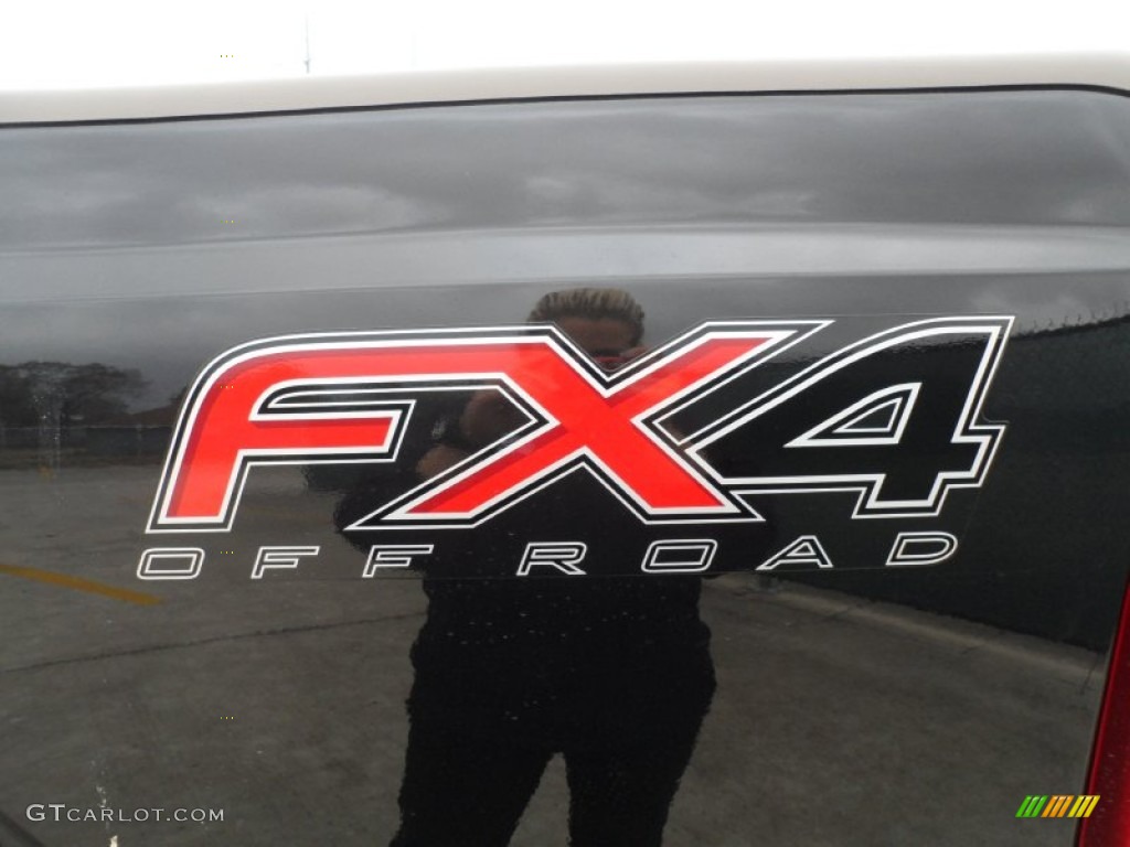 2012 F250 Super Duty King Ranch Crew Cab 4x4 - Tuxedo Black Metallic / Chaparral Leather photo #19