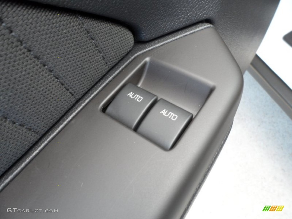 2012 Ford Mustang Boss 302 Controls Photo #59773854