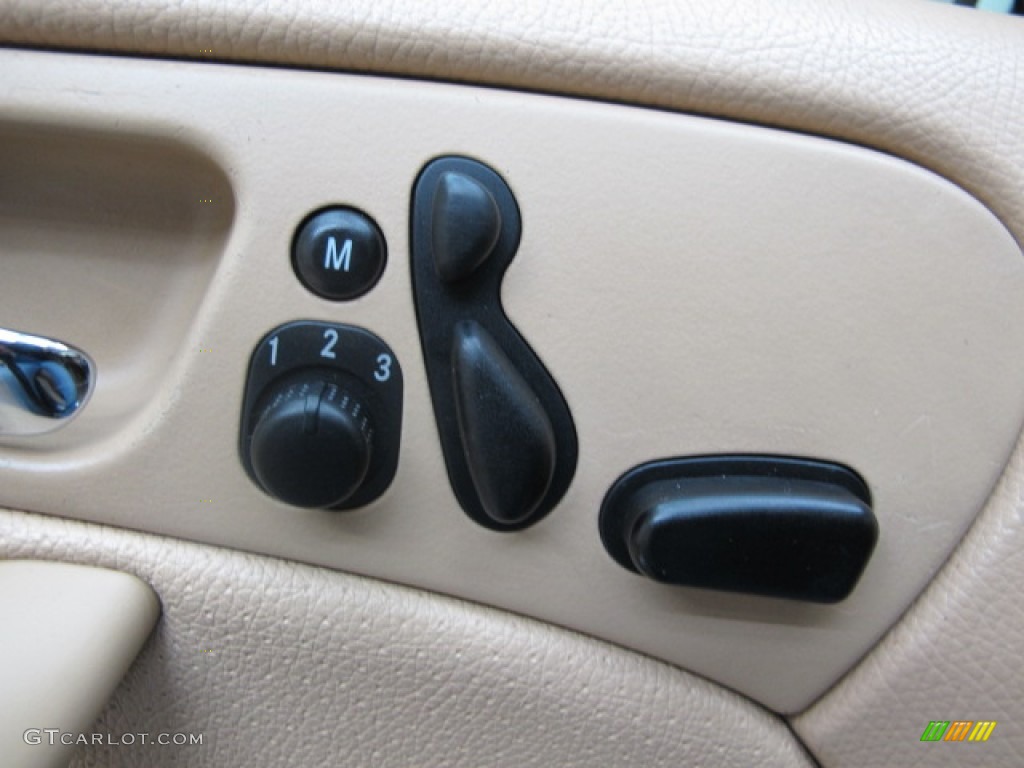2004 Mercedes-Benz C 320 4Matic Wagon Controls Photo #59773859