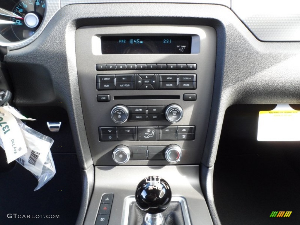 2012 Ford Mustang Boss 302 Controls Photo #59773898