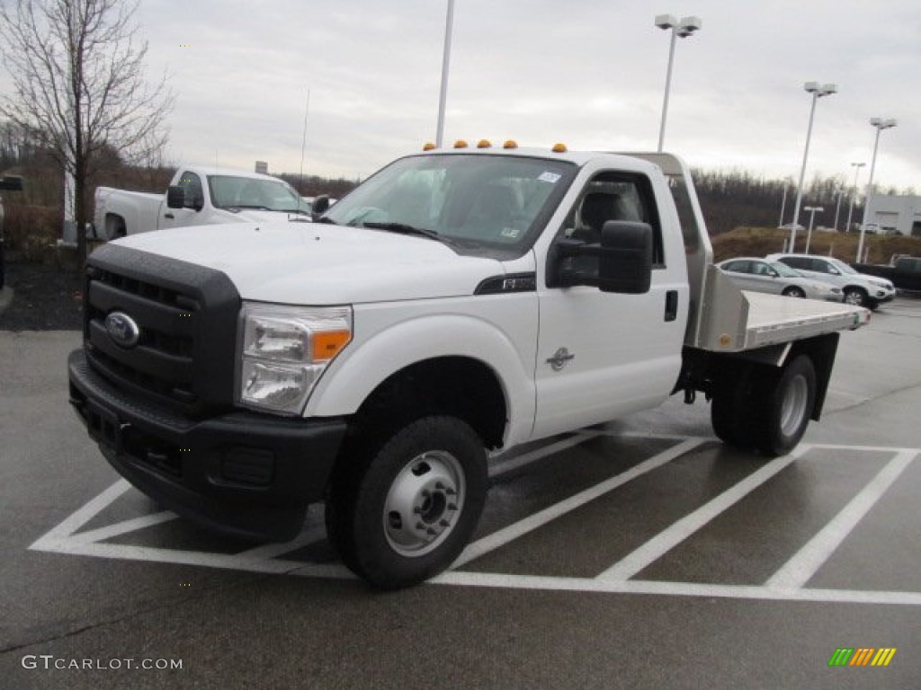 2012 F350 Super Duty XL Regular Cab 4x4 Chassis - Oxford White / Steel photo #8