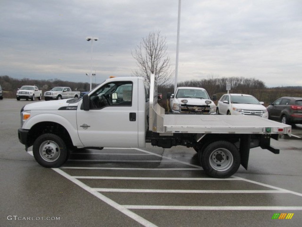 Oxford White 2012 Ford F350 Super Duty XL Regular Cab 4x4 Chassis Exterior Photo #59776251
