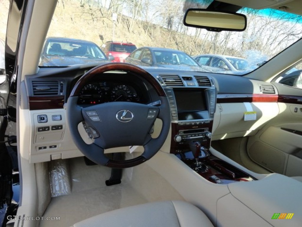 2012 Lexus LS 460 AWD Dashboard Photos