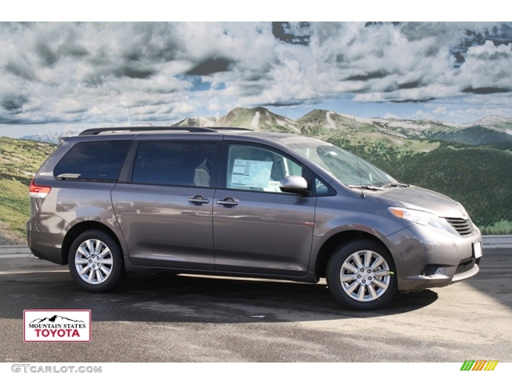 2012 Sienna LE AWD - Predawn Gray Mica / Light Gray photo #1