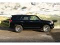 Black - 4Runner SR5 4x4 Photo No. 2