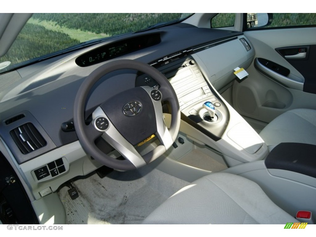 2011 Prius Hybrid II - Winter Gray Metallic / Misty Gray photo #5