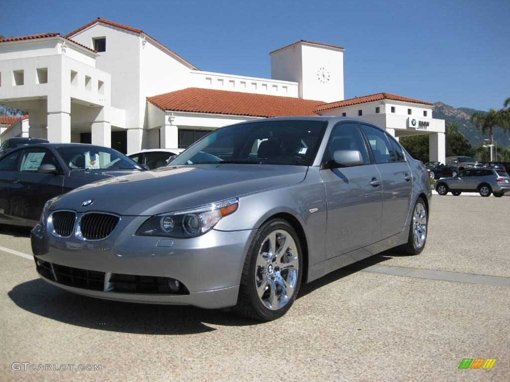 2004 5 Series 545i Sedan - Silver Grey Metallic / Black photo #1