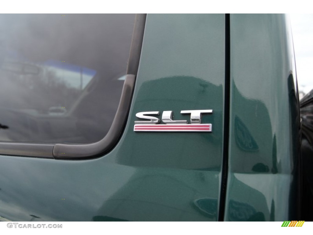 2002 Dodge Ram 1500 SLT Quad Cab Marks and Logos Photos