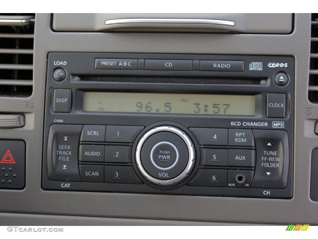 2007 Nissan Versa SL Audio System Photos