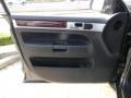 Alaska Grey Metallic - Touareg 2 VR6 Photo No. 15