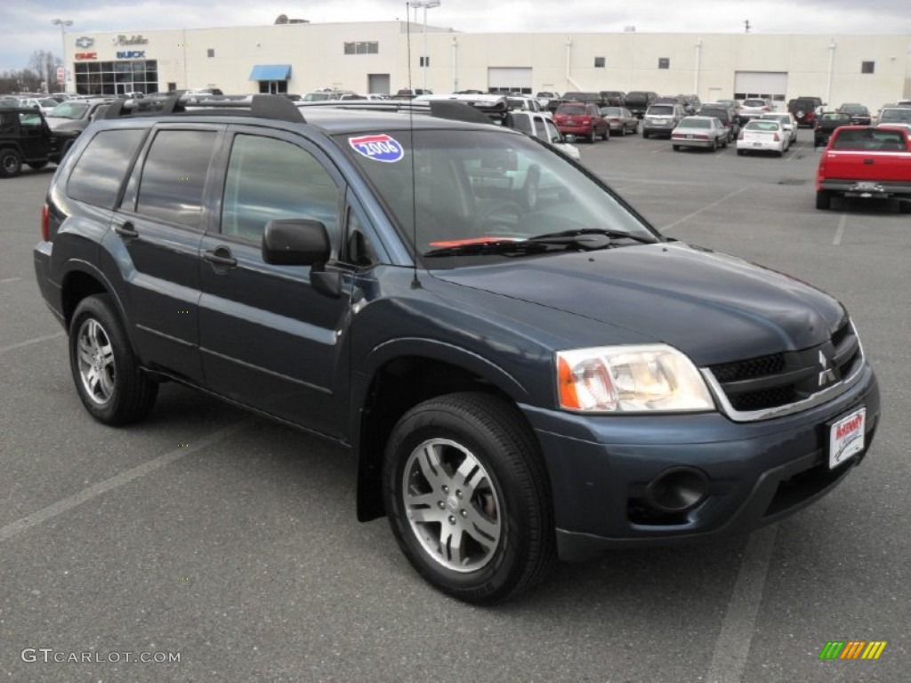 2006 Mitsubishi Endeavor LS Exterior Photos