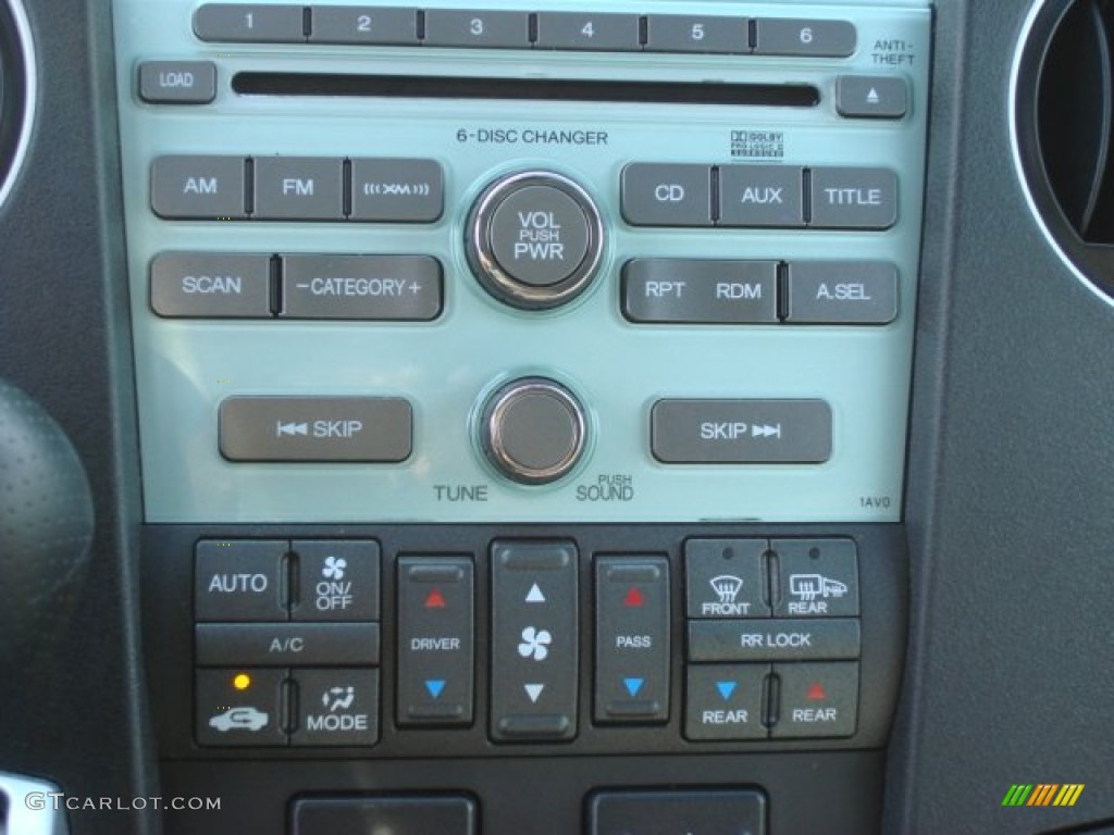 2010 Honda Pilot Touring Controls Photo #59783438