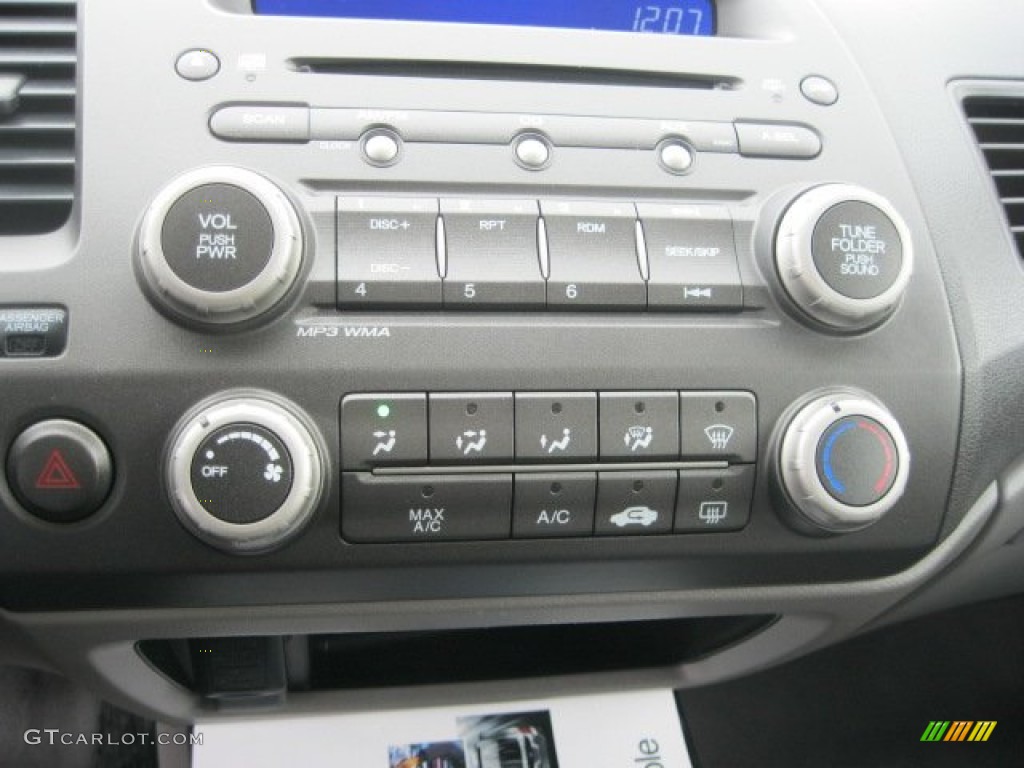 2009 Honda Civic DX-VP Sedan Controls Photos