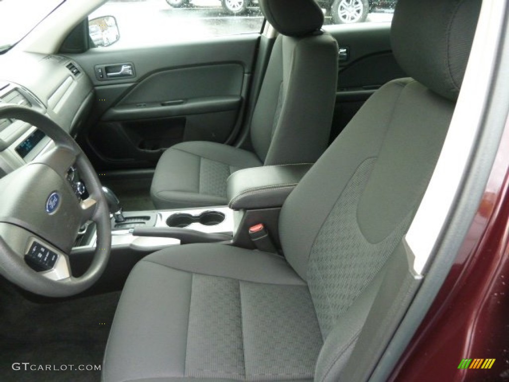 2011 Fusion SE - Bordeaux Reserve Metallic / Medium Light Stone photo #8